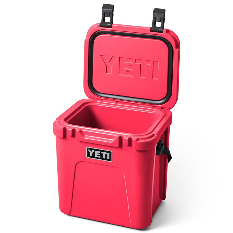 YETI Roadie 24 Hard Cooler in Power Pink