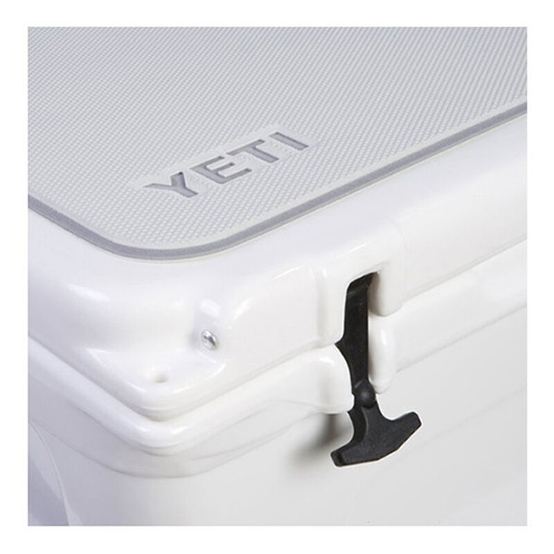 Yeti Tundra 35 Cooler Pad: Terra over Champagne - Bordered - 6mm – Carbon  Marine