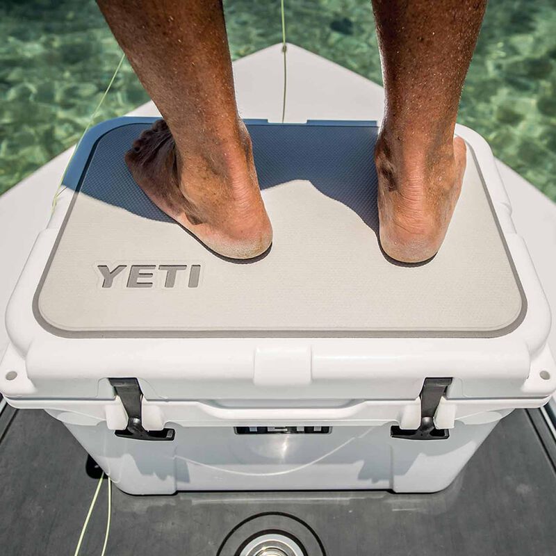 Yeti Tundra 35 Cooler Pad: Terra over Champagne - Bordered - 6mm – Carbon  Marine