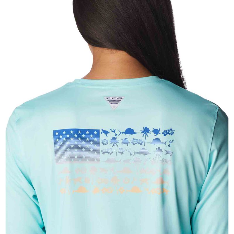 COLUMBIA Women's Tidal Tee™ PFG Fish Flag Shirt