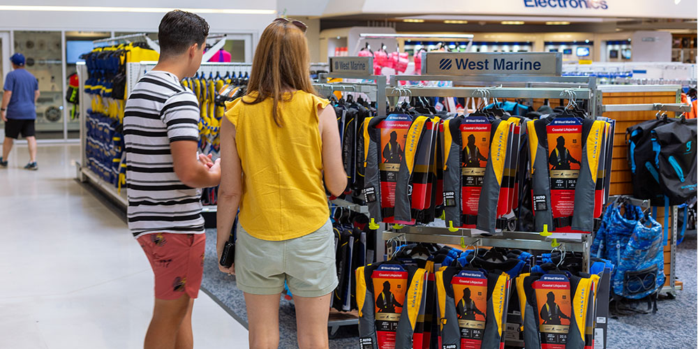Selecting A Life Vest 