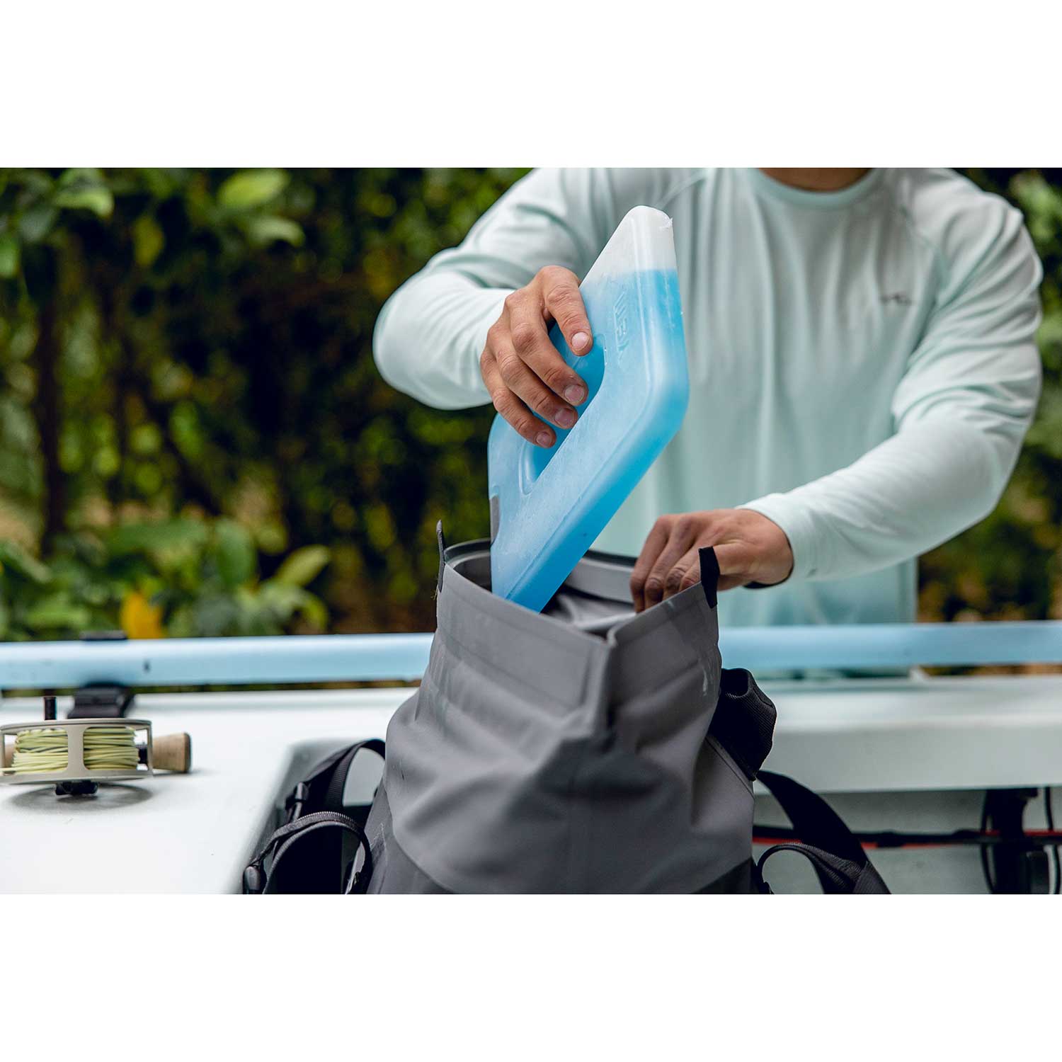  YETI Thin ICE Refreezable Reusable Cooler Ice Pack, Large :  Sports & Outdoors