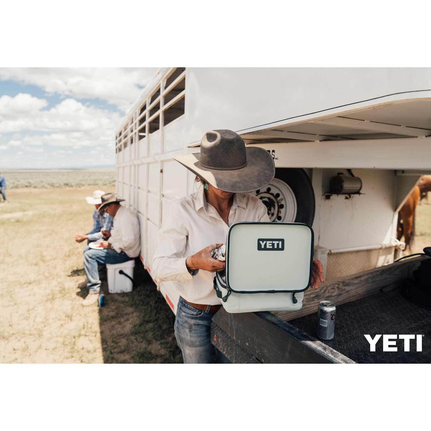 Lonchera Yeti Daytrip Lunch Bag Navy – Resistol & Stetson Hats Mexico