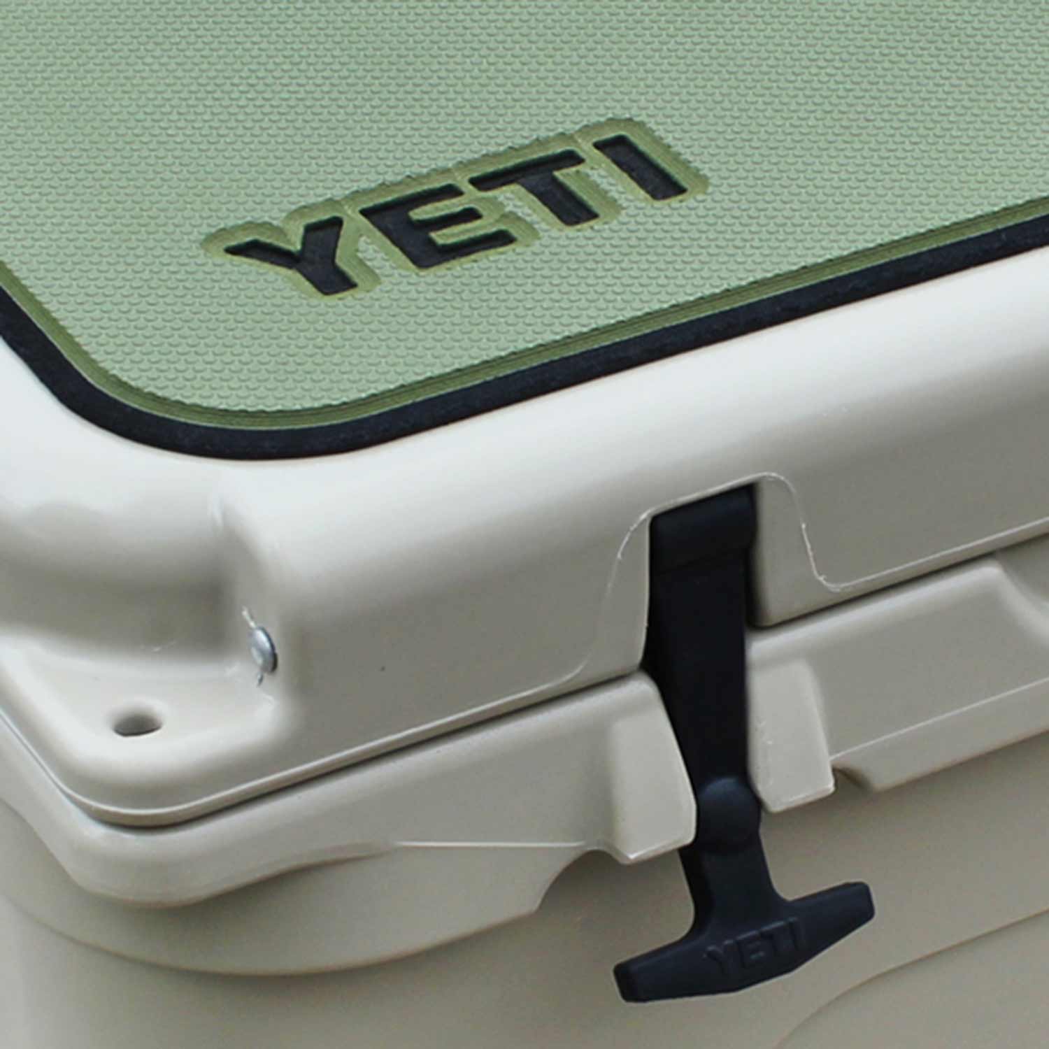 Southern California - Custom made YETI bait tank w/rod holders