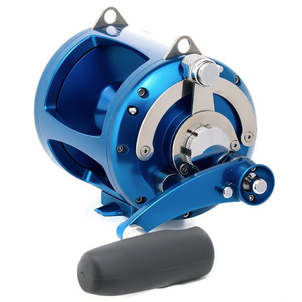 AVET EXW 50 2 2 Speed Lever Drag Big Game Reel West Marine